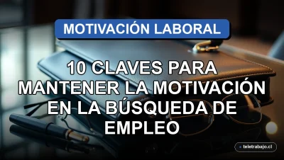 Fotografía de detalle macro de objetos corporativos premium sobre una mesa de cristal, representando la búsqueda profesional.