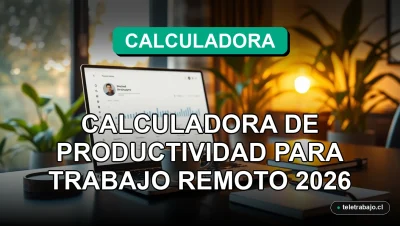 Calculadora de productividad para trabajo remoto en un escritorio moderno con laptop y café, iluminación natural.