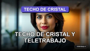 Mujer ejecutiva chilena mirando con determinación en oficina moderna, concepto de techo de cristal y desafíos laborales 2026