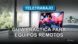 Metas SMART para equipos de teletrabajo en Chile mostradas en una laptop con gráficos abstractos en una oficina moderna.