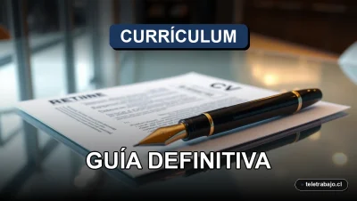 Fotografía macro de un bolígrafo de laca negra y un currículum vitae impreso en papel premium sobre una mesa de cristal, con fondo corporativo desenfocado.